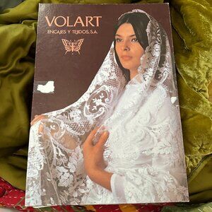 Authentic Mantillas Española Volart early 2000 (Vintage)